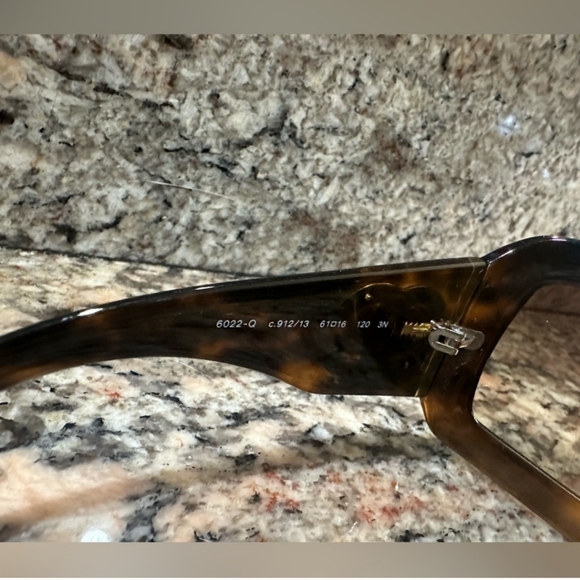 Chanel Tortoise Shell Sunglasses - Picture 5 of 12